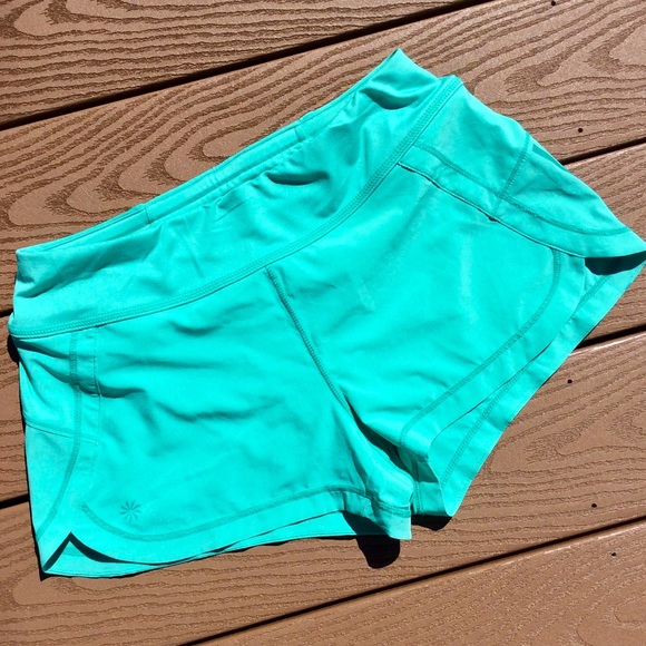 Athleta Pants - ⬇️ LAST CHANCE Athleta Lt Teal Workout Shorts XS